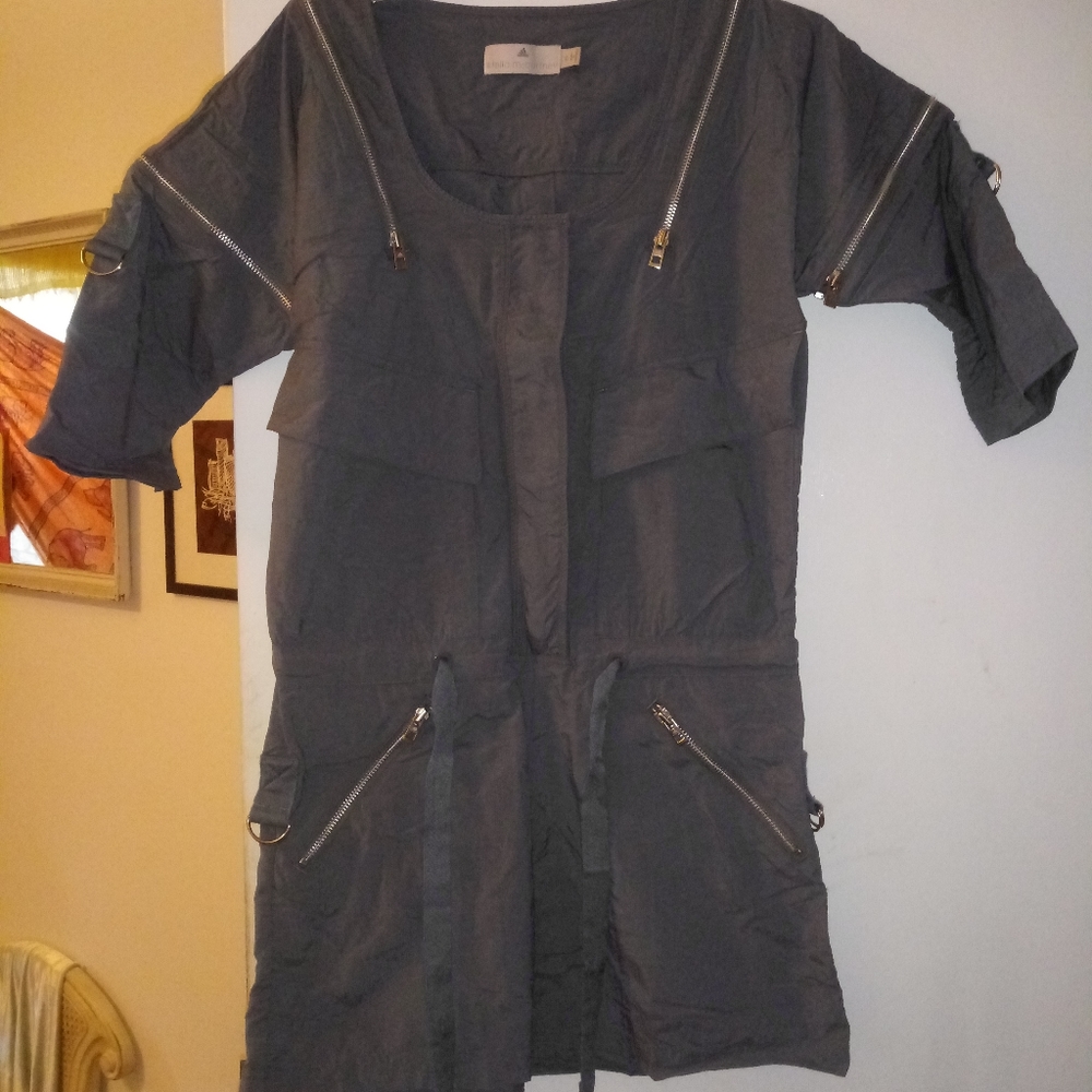 Gray romper with zipper details